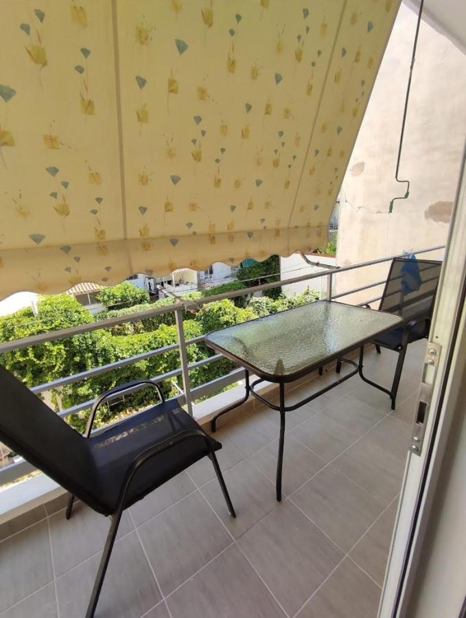 Ferienwohnung Λουτράκι Κέντρο Exterior foto