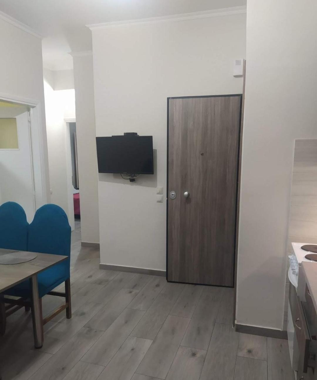 Ferienwohnung Λουτράκι Κέντρο Exterior foto